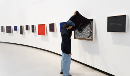 Sophie Calle. Matrimoni, Rotture e Funerali inclusi, exhibition view, foto © Vincenzo Labellarte, courtesy Fondazione MAXXI