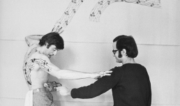 Renato Mambor, Itinerari, 1968, azione realizzata a Genova nello studio di Mambor con Emilio Prini. Courtesy Patrizia e Blu Mambor