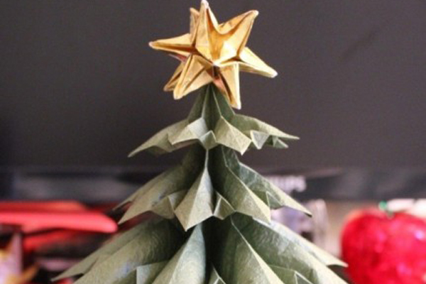 Albero Di Natale Origami.Decora Il Tuo Albero Di Natale Con Gli Origami Maxxi